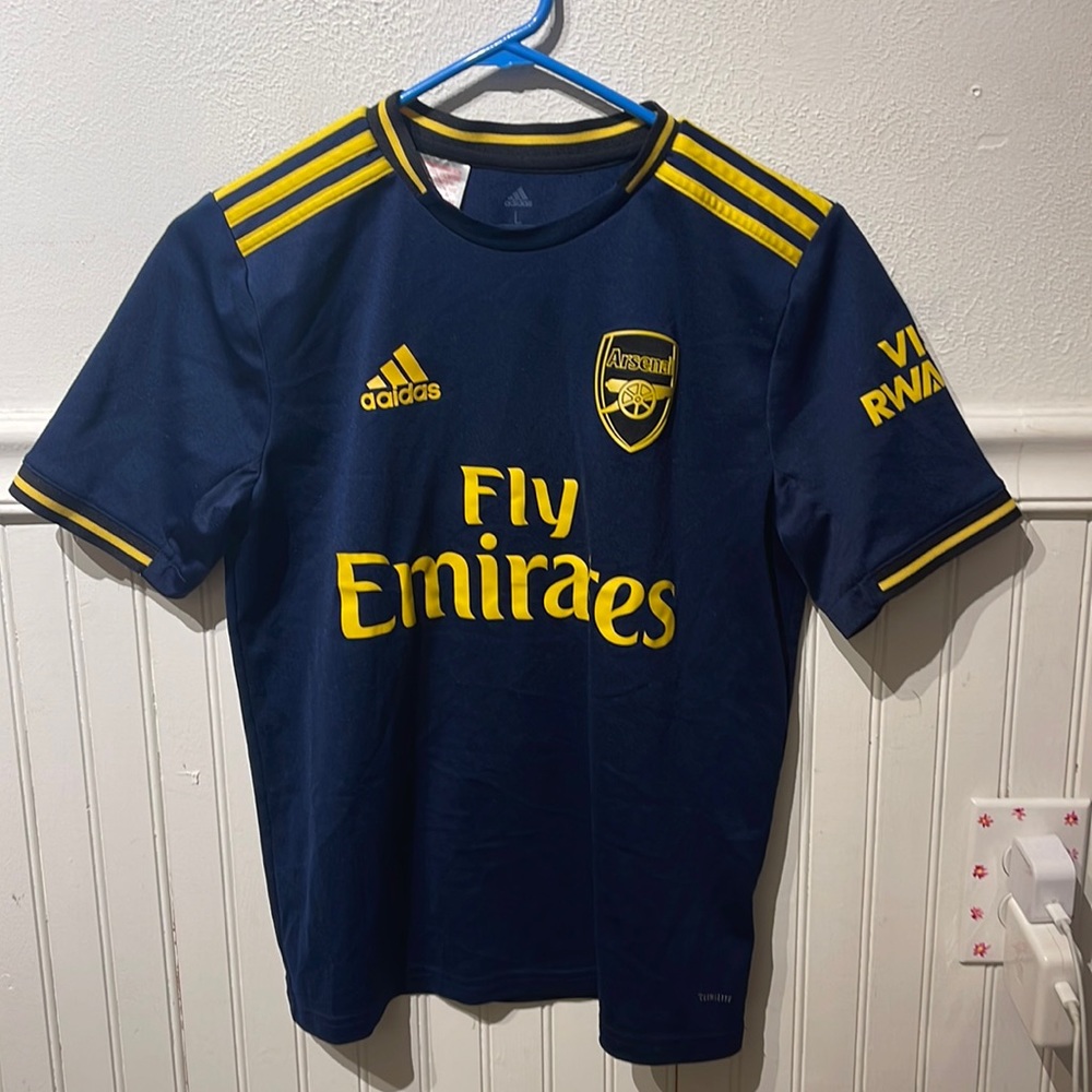 Boys Large Arsenal Jersey